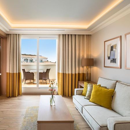 מלון Barcelo La Nucia Hills מראה חיצוני תמונה A living room at the hotel