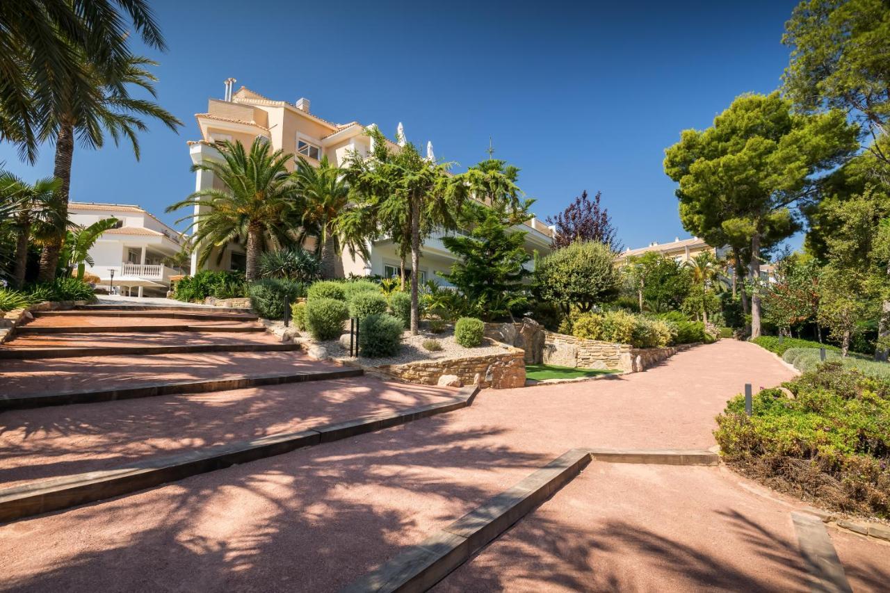 מלון Barcelo La Nucia Hills מראה חיצוני תמונה The park of the hotel